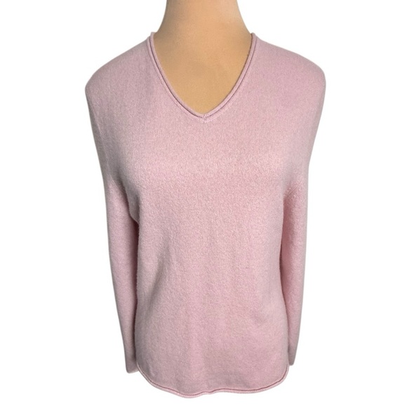 Prive Sweaters - Prive 100% Cashmere Light Pink V-Neck Sweater Rolled Sleeves & Hem Size L EUC